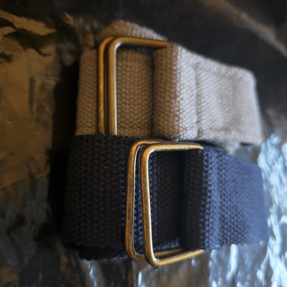 Stylish Gray and Blue Kids Belt Set Like New 34 Inch